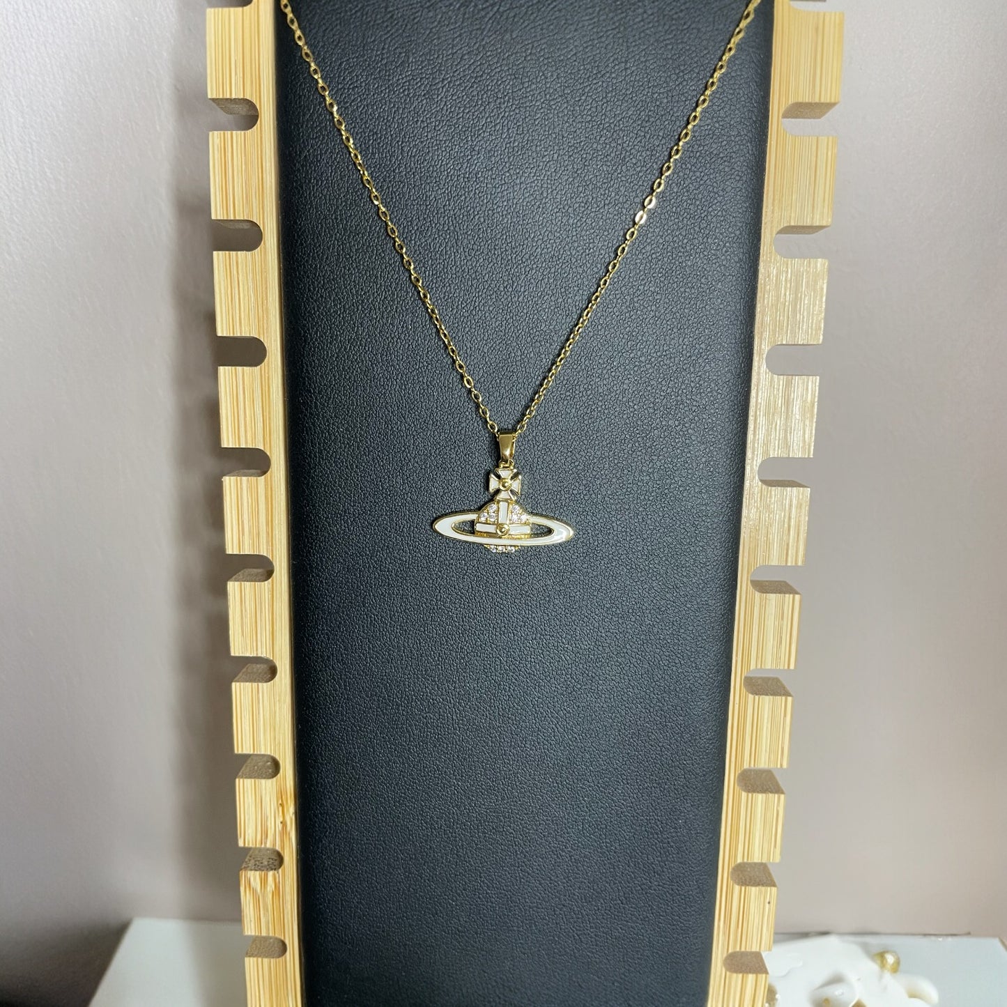 Venus Necklace