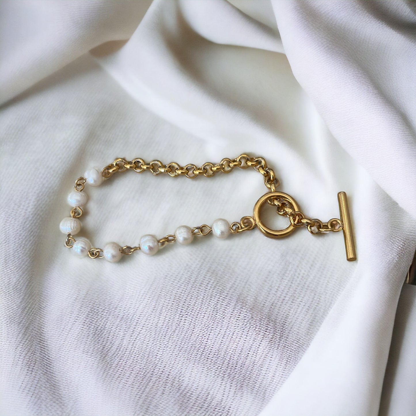 Gold Pearl Bracelet