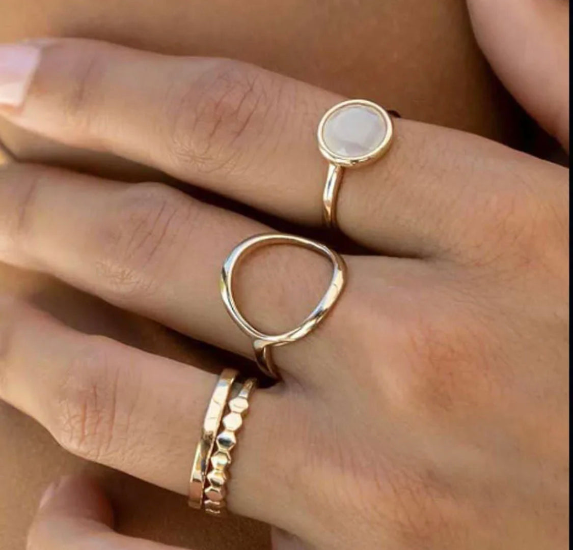 Gold Ophelia Ring