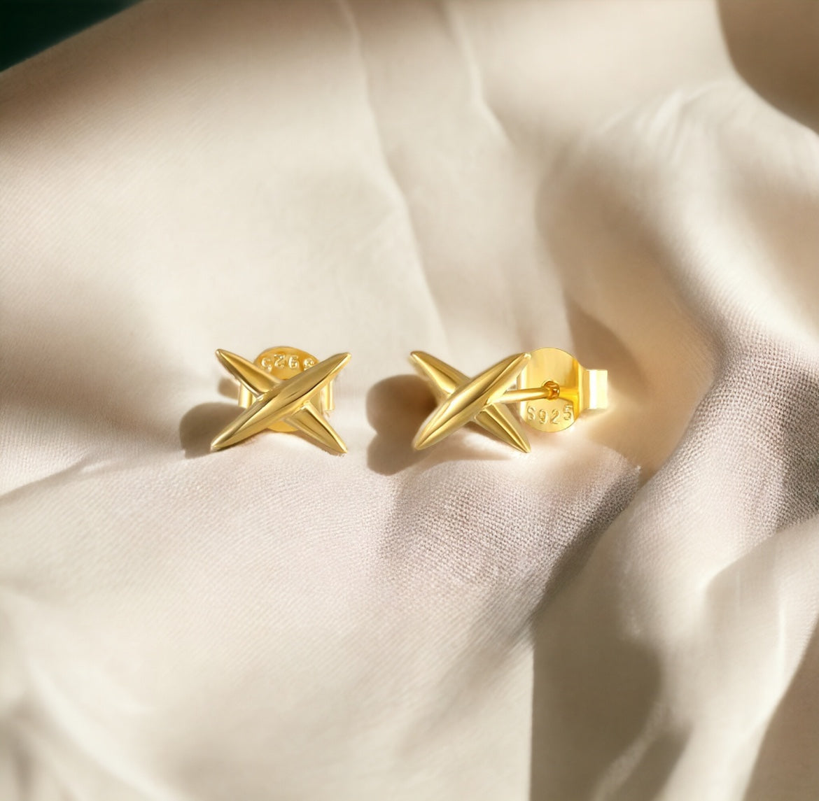 Aria Stud Earrings